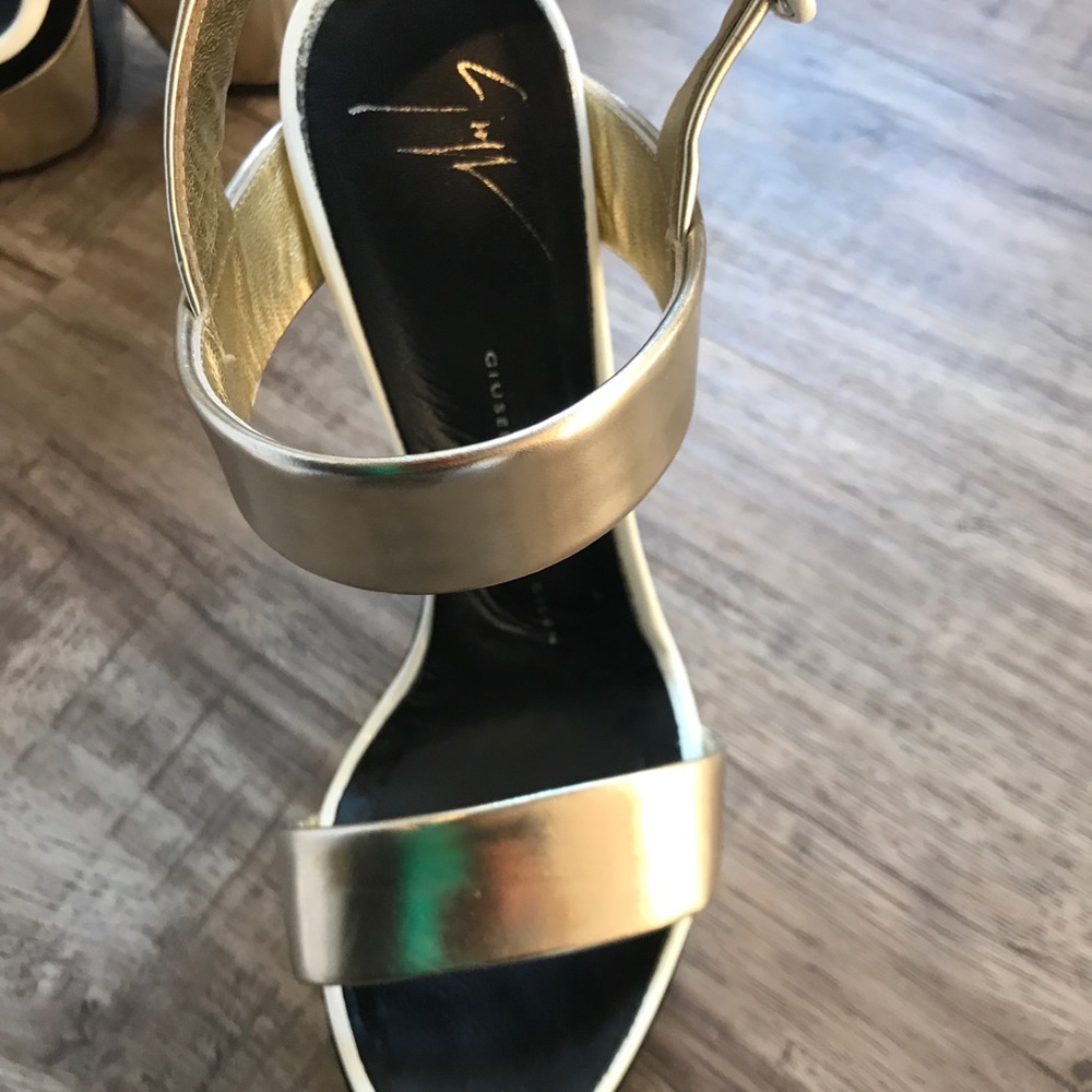 Giuseppe - Picture 5 of 8